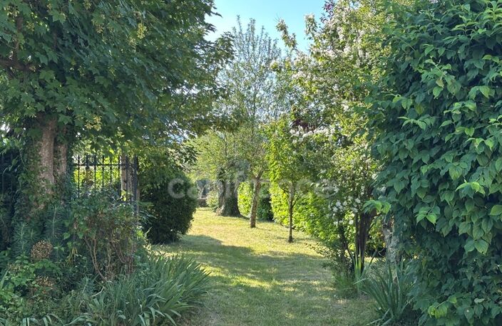 Maison à vendre 10 pièces au centre de CASTELNAU MAGNOAC (65) — photo 2