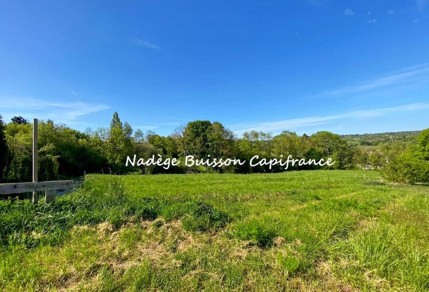 Terrain à vendre de 3 260 m² dans un environnement résidentiel recherché à GONNEVILLE SUR MER (14) — photo 1