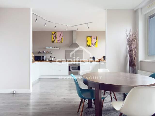 Appartement spacieux avec cave & parking — photo du bien