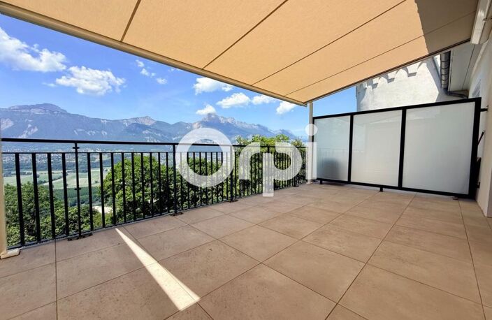 À vendre – Appartement T2 d’exception au cœur d’un ancien château réhabilité – La Combe de Lancey — photo 2