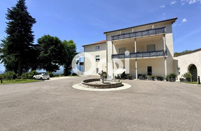 À vendre – Appartement T2 d’exception au cœur d’un ancien château réhabilité – La Combe de Lancey — photo 5