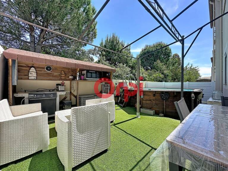 Villa Aigues Mortes 3 chambres, garage et piscine — photo 1