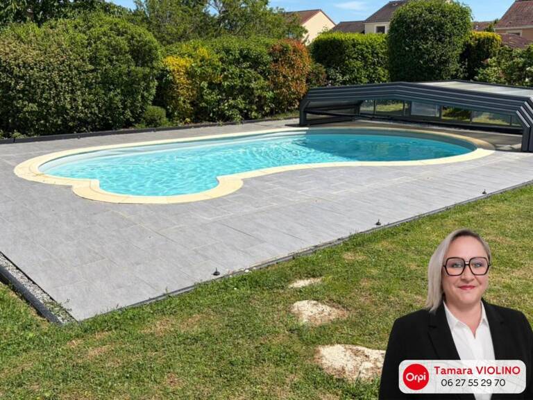   Villa d'exception de 170 m² avec piscine couverte à Bousse — photo 1