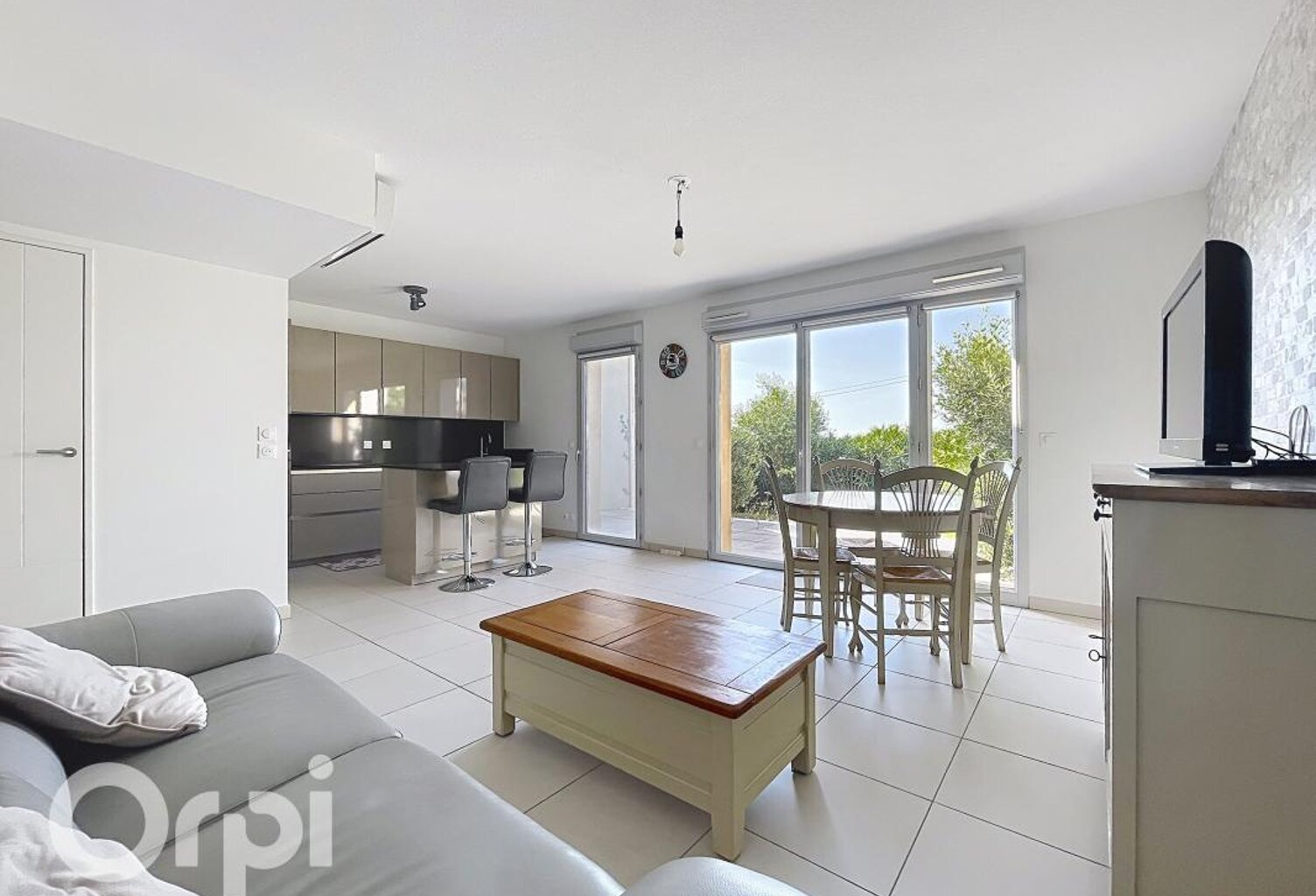 Maison récente de 4 pièces avec jardin et chambre de plain-pied au calme — photo 1