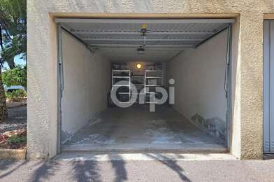 Commerce  44000 €