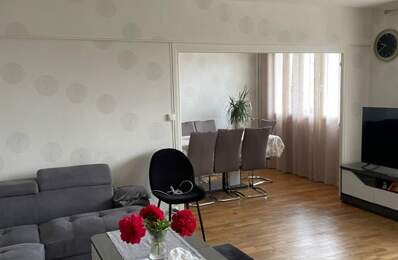 Appartement À Vendre — photo du bien