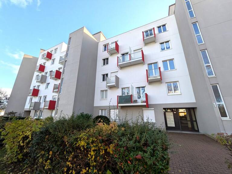 Appartement de type 3 - proche petits commerces et tram — photo 1