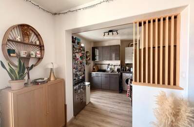 Appartement À Vendre — photo du bien