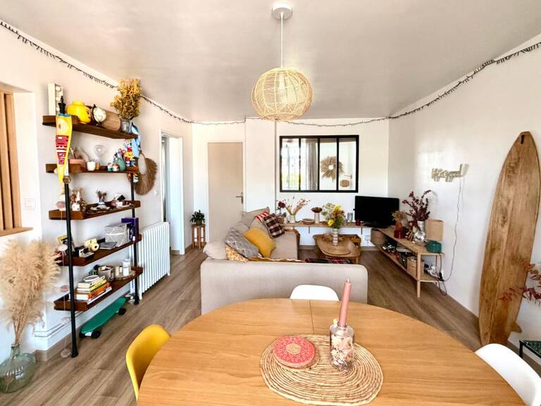 Appartement À Vendre — photo 1