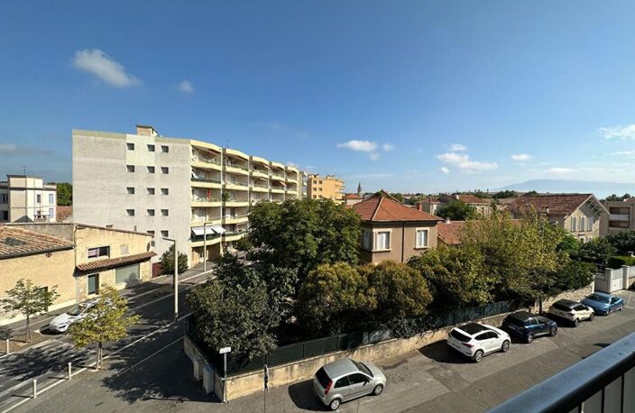 LOCATION Studio (22 m²) à CARPENTRAS - Proche Gare — photo 5