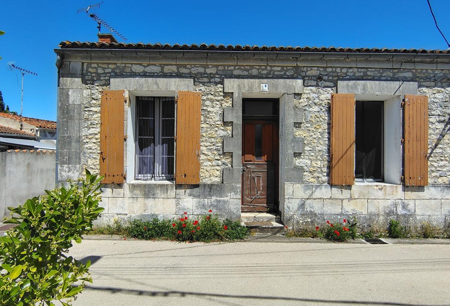 LA TREMBLADE 2' CENTRE VILLE ET PORT A PIED — photo 1