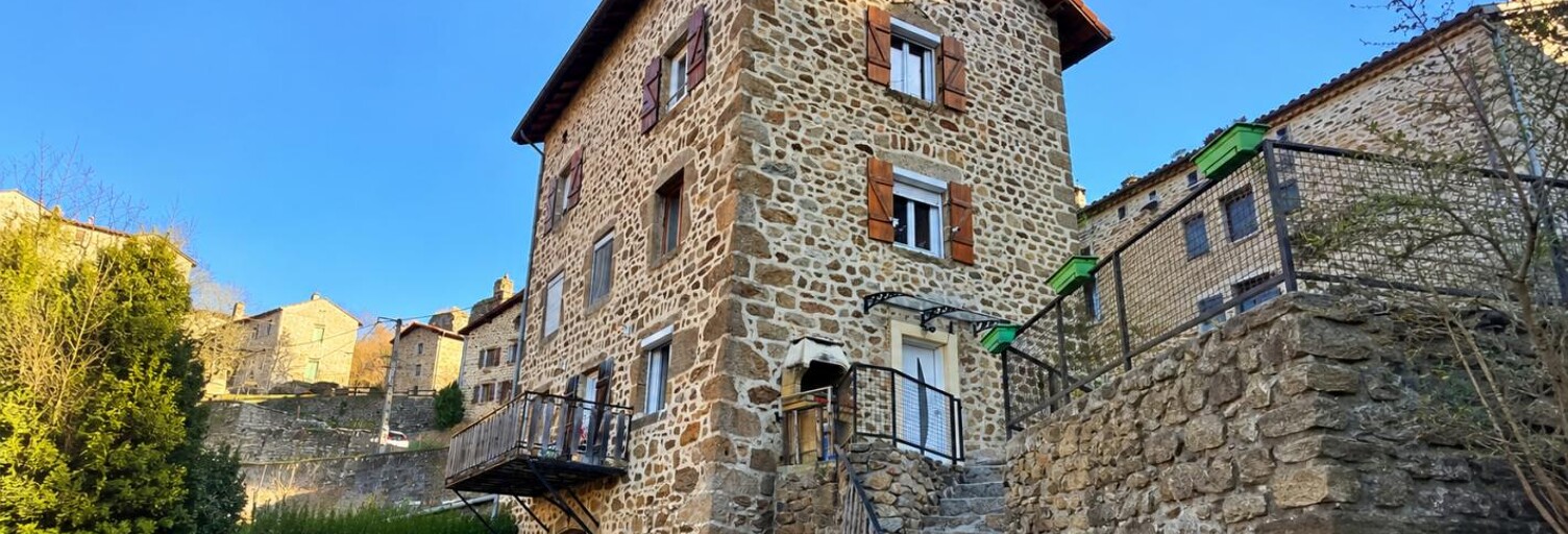 Maison 5 Pièces 96 m² à vendre à Bourg-Argental (42220)