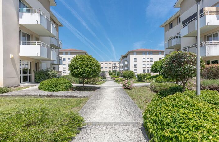 Appartement T2 de 41 m² avec piscine et parking — photo 2