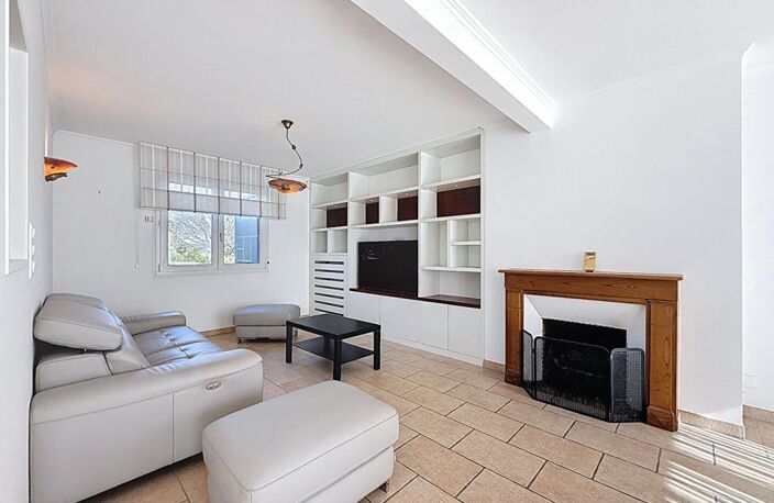 Maison avec piscine. Commerces à pied et cadre privilégié sur 930 m² de terrain. 15 minutes de Vannes — photo 4