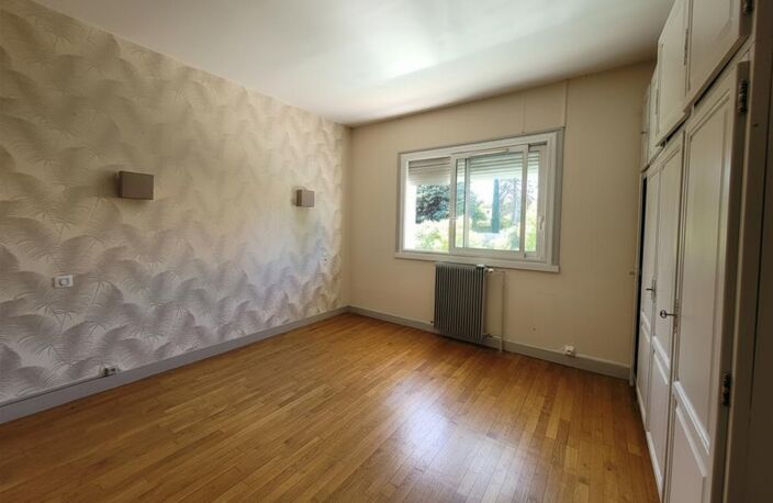ANGOULEME (16000) : Maison familiale de 144m2 avec garage et piscine — photo 5