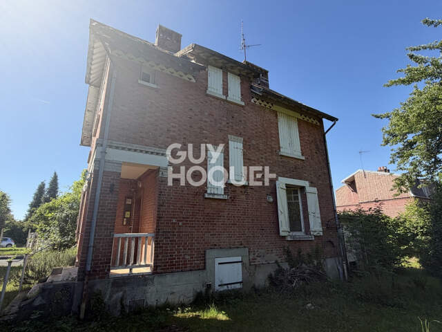 Maison années 20 à vendre à Compiègne - 6 pièces, 130 m², terrain 700 m² — photo du bien