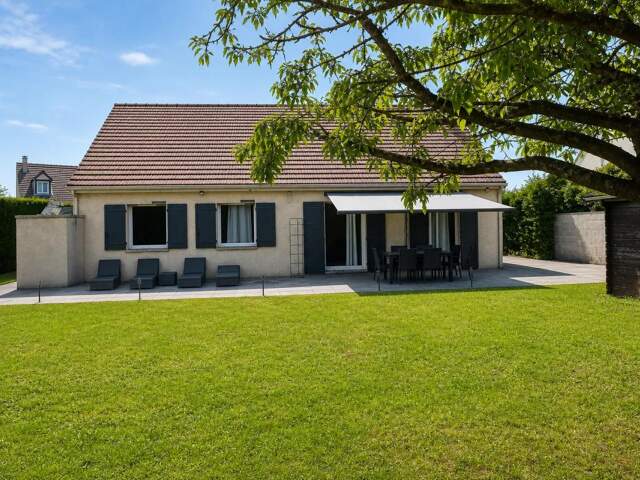 Maison moderne PLAIN PIED de 5 pièces de 110 m² à Crouy-en-Thelle (60) — photo du bien