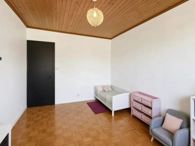 Maison de 6 pièces de 205 m² à Usinens — photo du bien