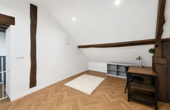 Maison de 6 pièces de 205 m² à Usinens — photo 2