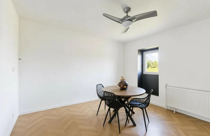Maison de 6 pièces de 205 m² à Usinens — photo 3