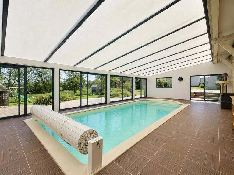 Maison de 8 pièces de 335 m² à Montlandon — photo 1