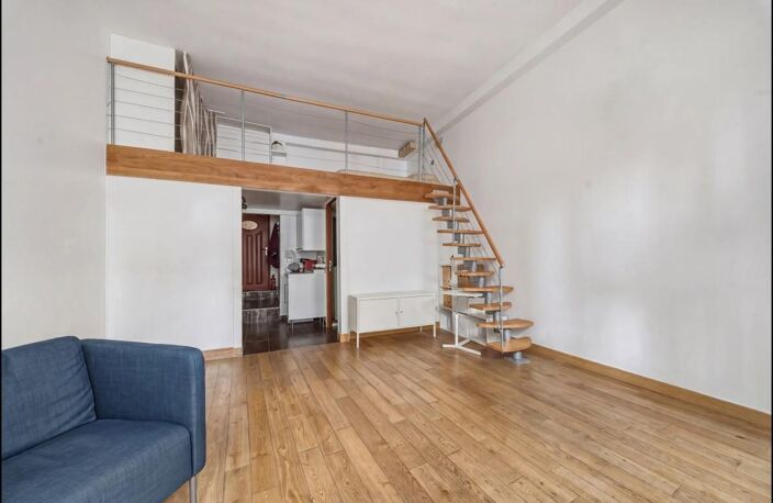 Appartement de 39 m² situé au cœur de Paris — photo 2