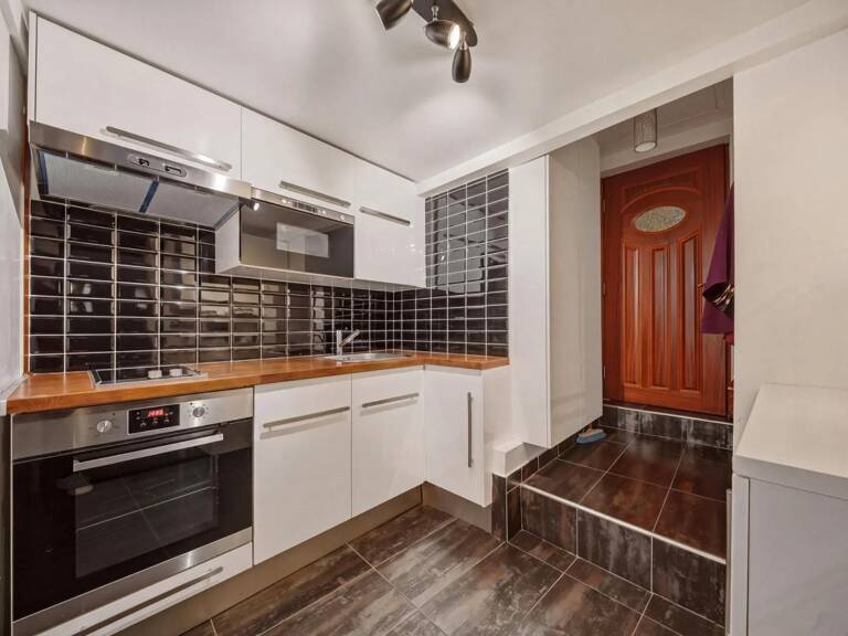 Appartement de 39 m² situé au cœur de Paris — photo 1