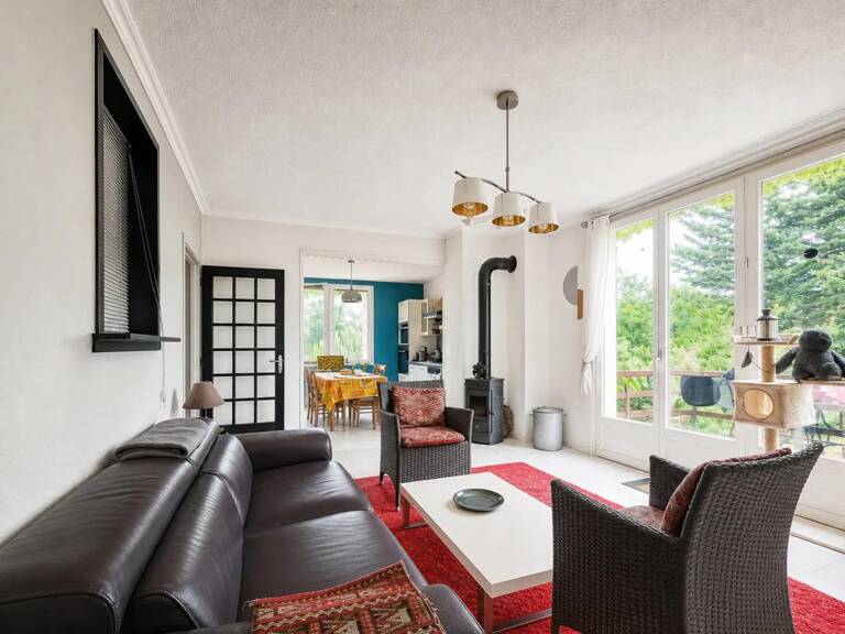 Maison de 8 pièces de 189 m² à Saint-Saturnin — photo 1