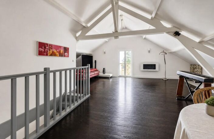 Maison de 8 pièces de 189 m² à Saint-Saturnin — photo 4