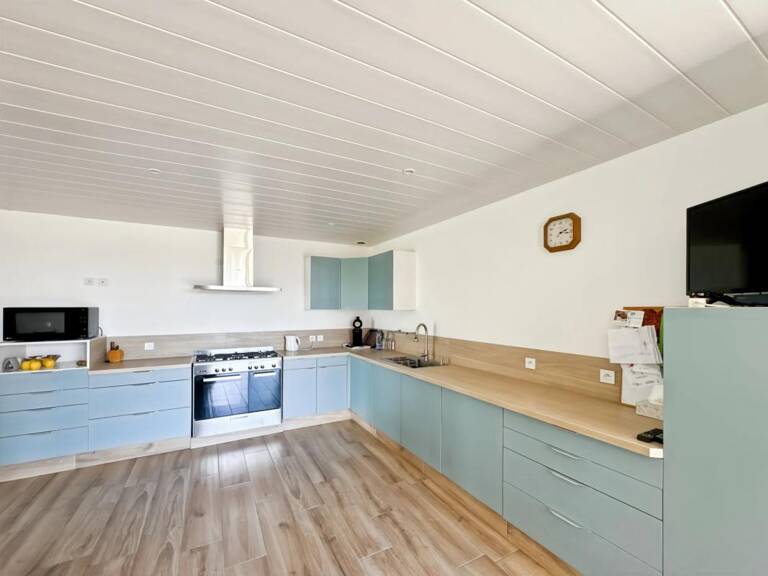 Maison de 6 pièces de 187 m² à Saint-Laurent-en-Brionnais — photo 1