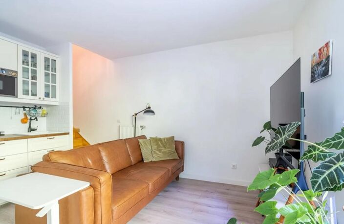 Appartement DUPLEX de 3 pièces de 64 m² à Stains — photo 3