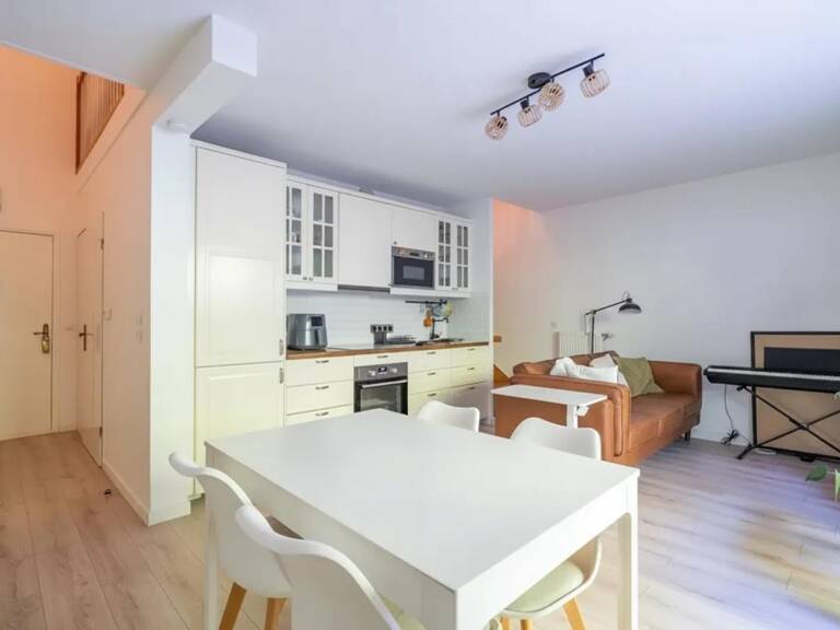 Appartement DUPLEX de 3 pièces de 64 m² à Stains — photo 1