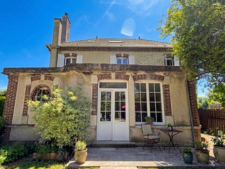 Maison de 8 pièces de 215 m² à Aix-Villemaur-Pâlis — photo 1