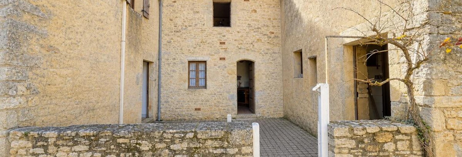 Maison 5 Pièces 107 m² à vendre à Saint-Cernin-de-l'Herm (24550)