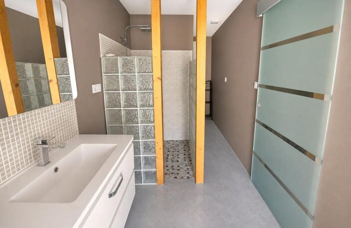 Maison de 5 pièces de 107 m² à Saint-Cernin-de-l'Herm — photo 4
