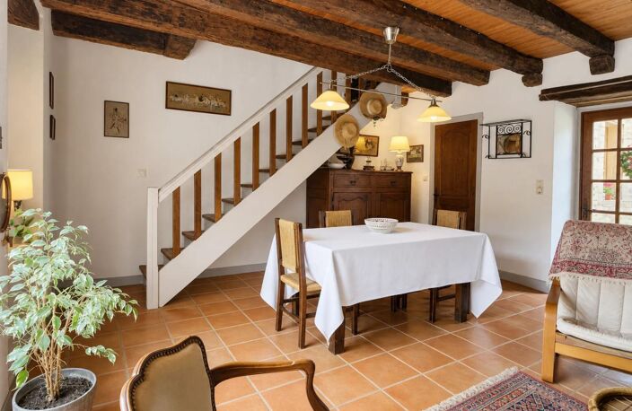 Maison de 5 pièces de 107 m² à Saint-Cernin-de-l'Herm — photo 2