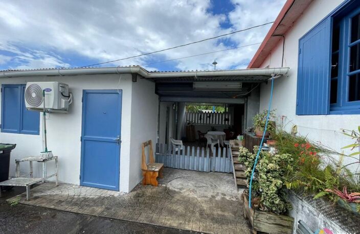 FABIEN TEKA IMMO vous propose une maison + local à la vente sur st Anne, ile de la Réunion — photo 5