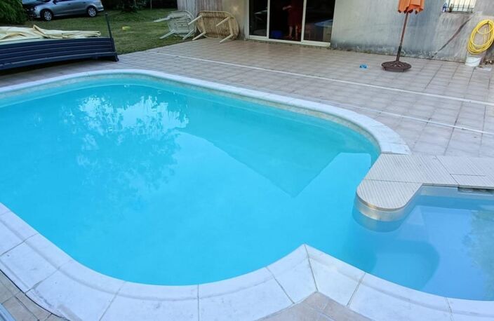 Maison spacieuse avec 3 chambres et jardin arboré. — photo 2
