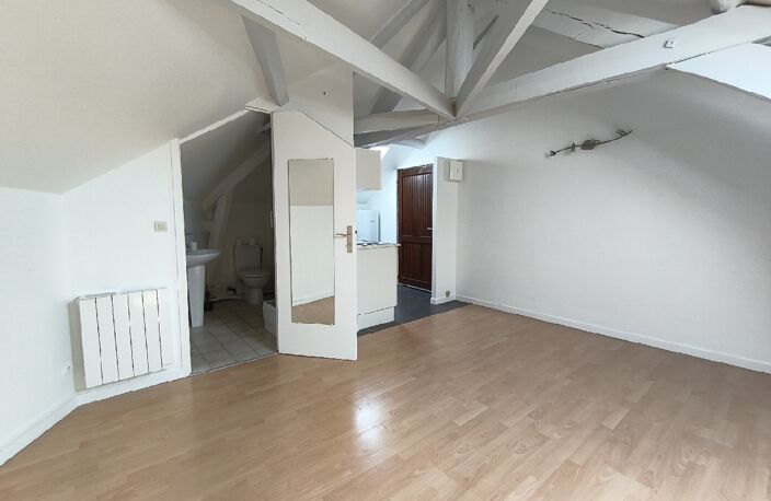 Location appartement 1 pièce 17 m² à L'Isle-Adam (95290) — photo 3