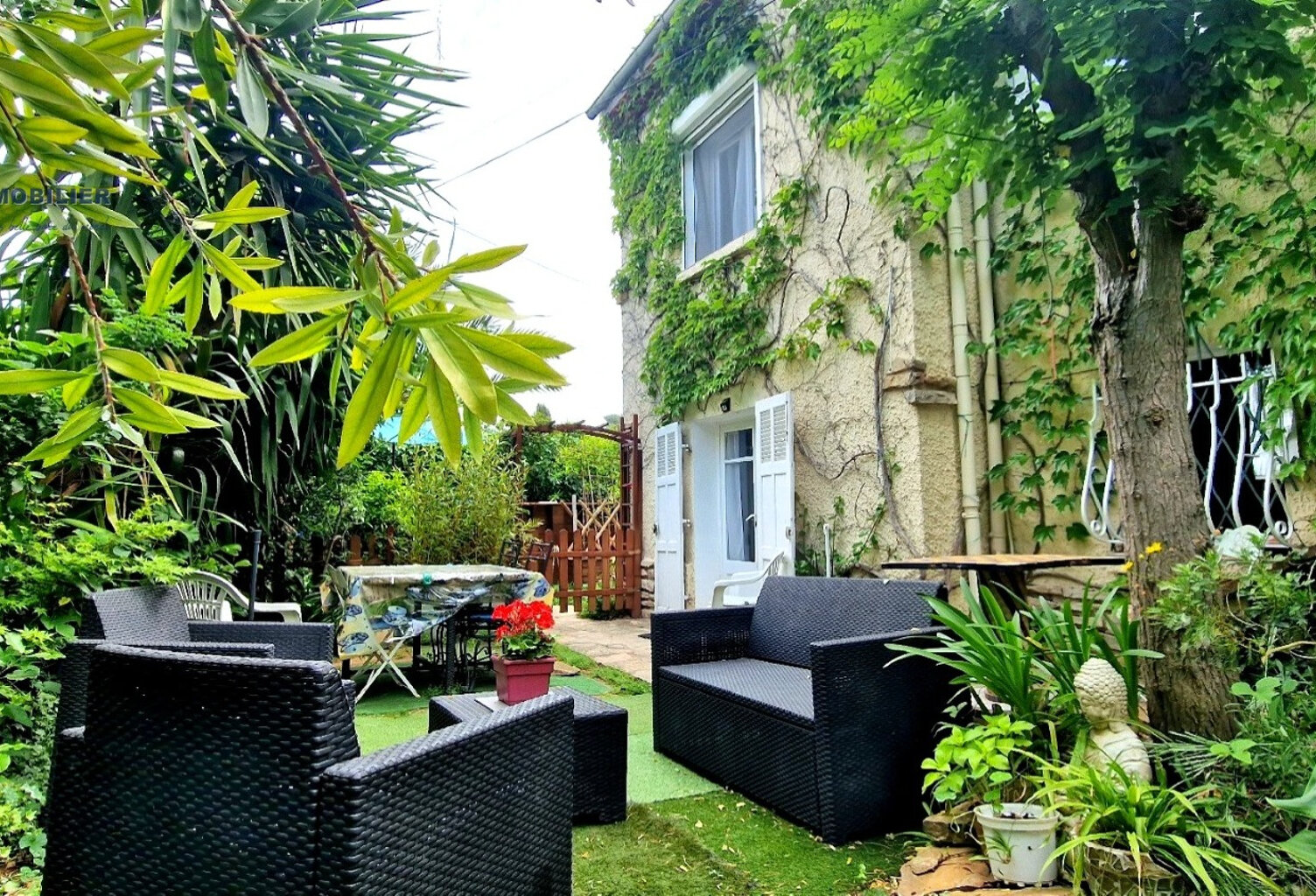 LA CIOTAT SAINT-JEAN : Maison avec deux appartements, grand — photo 1