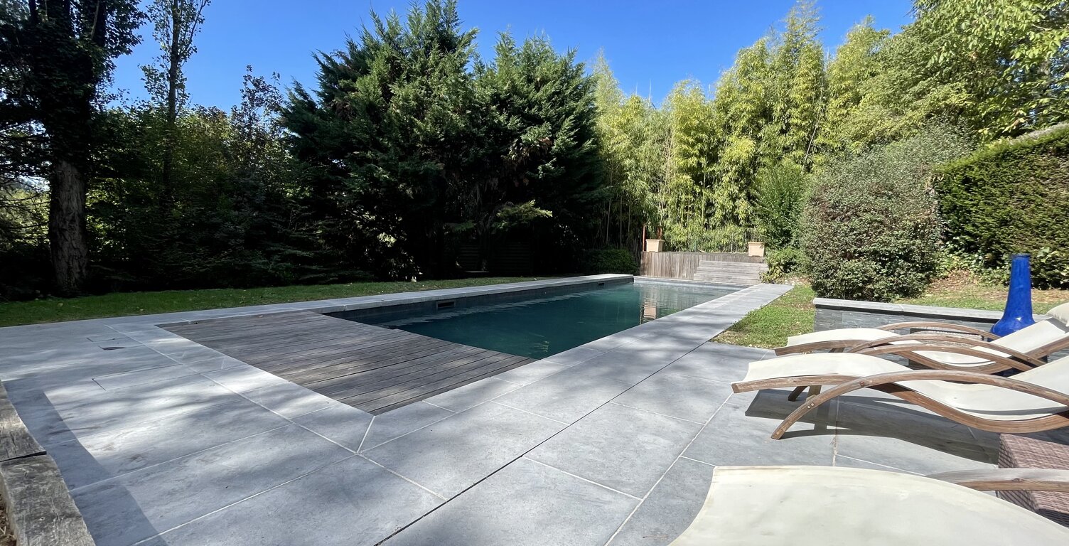 Villa contemporaine d'exception sur 2000 m2 de terrain Piscine — photo 1
