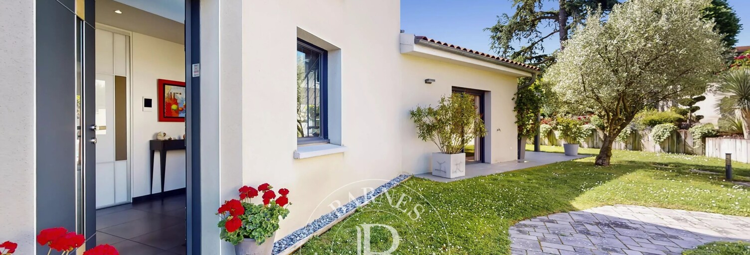 Maison 5 Pièces 151 m² à vendre à Soucieu-en-Jarrest (69510)