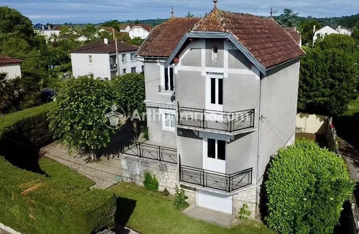 MAISON DE BOURG 4 Pièces SAINT-ASTIER — photo 3