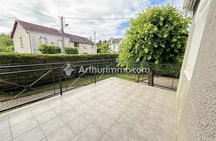 MAISON DE BOURG 4 Pièces SAINT-ASTIER — photo 4