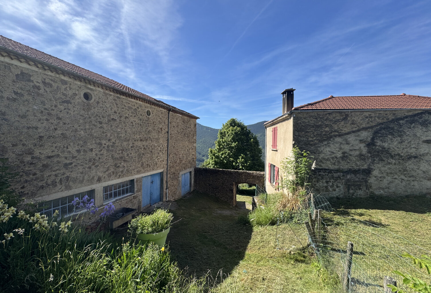 Maison ancienne 90m2 avec dépendances au Monestier — photo 1
