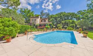 Maison 6 Pièces 153 m² à vendre à Roquefort-les-Pins (06330)