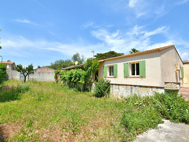 VILLA PLAIN PIED SUR TERRAIN DE 638M2 — photo 1