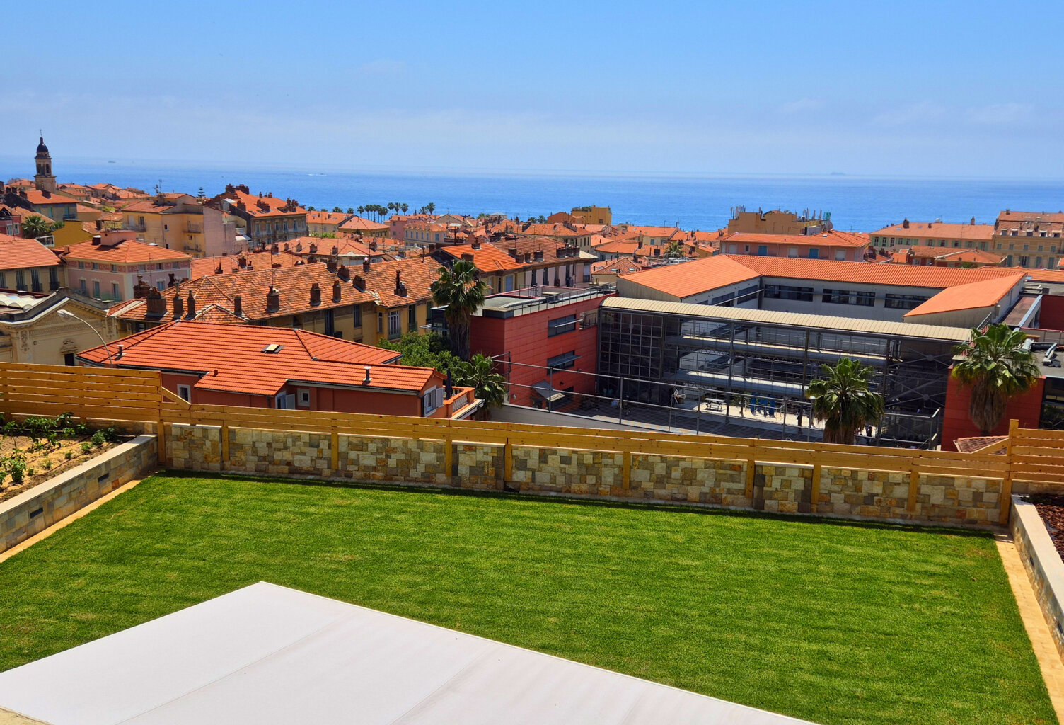 Menton appartement villa d 'exception, 4 pièces 130 m2 , 200 — photo 1