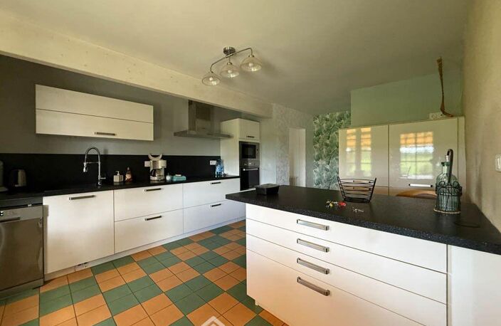 Maison de village - 225m² - Pouzauges — photo 5