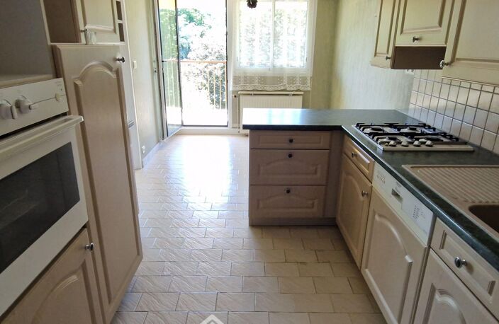 Appartement - 96.46m² - La Roche-sur-Yon — photo 5